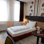 Panorama Hotel 3*