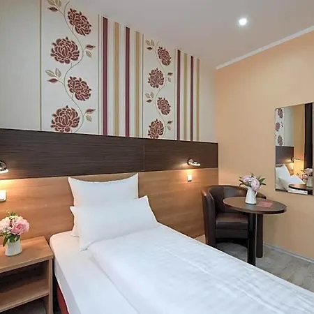 Panorama Hotel 3*